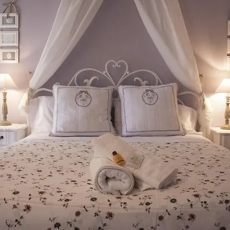 Il Villino Di Penny Frühstückspension 2*
